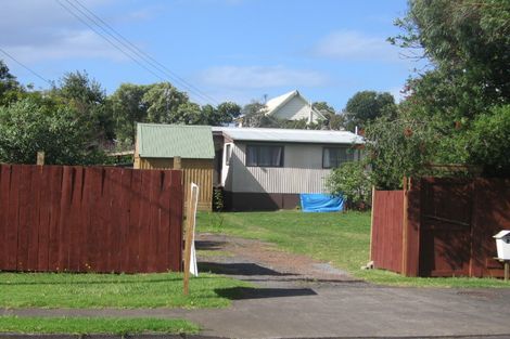 Photo of property in 19 Thornton Road, Milford, Auckland, 0620