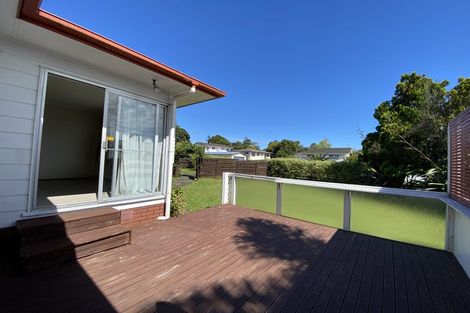 Photo of property in 60 Casuarina Road, Half Moon Bay, Auckland, 2012