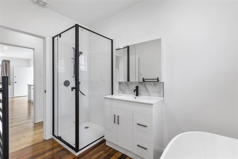 Photo of property in 70b Colwill Road, Massey, Auckland, 0614