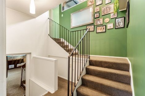 Photo of property in 93 Oreil Avenue, West Harbour, Auckland, 0618