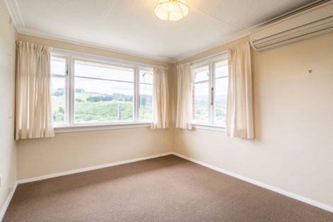 Photo of property in 54 Hocken Street, Kenmure, Dunedin, 9011