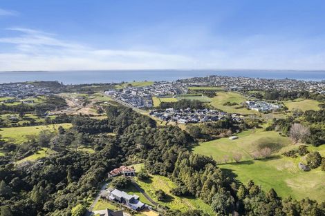 Photo of property in 88 Vaughans Road, Long Bay, Auckland, 0792