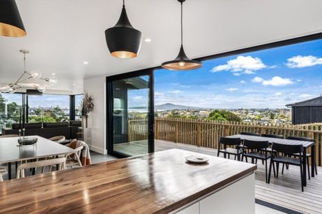 Photo of property in 22 William Fraser Crescent, Saint Heliers, Auckland, 1071