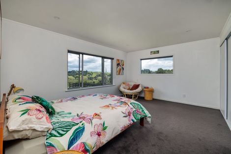 Photo of property in 6 Te Pahi River Drive, Paparoa, Maungaturoto, 0583