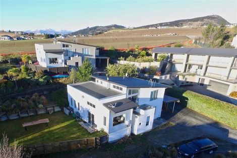 Photo of property in 5b Hogan Lane, Wanaka, 9305