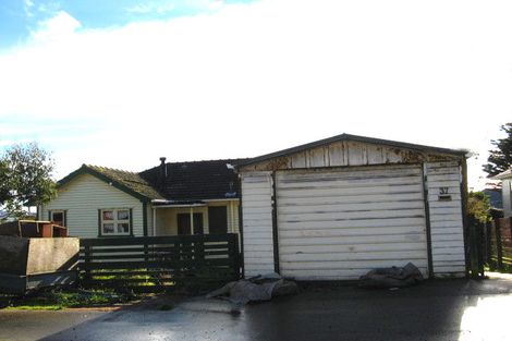 Photo of property in 37 Pearce Street, Bluff, 9814