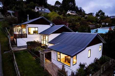 Photo of property in 72 Hocken Street, Kenmure, Dunedin, 9011