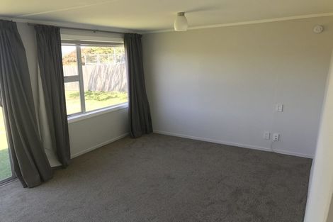 Photo of property in 973 Whangaparaoa Road, Tindalls Beach, Whangaparaoa, 0930