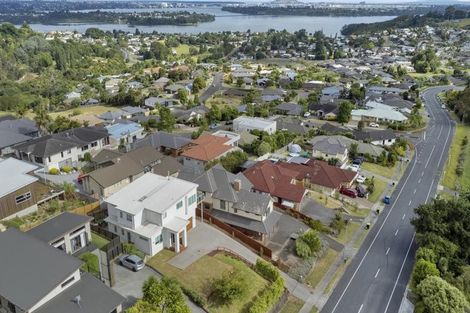 Photo of property in 72 Waikite Road, Welcome Bay, Tauranga, 3112