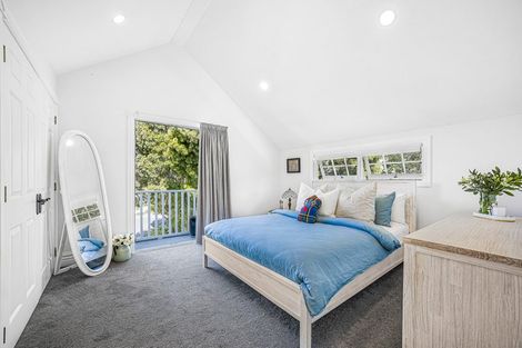 Photo of property in 4/14-26 Beach Road, Northcote Point, Auckland, 0627
