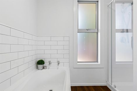 Photo of property in 15 Gibson Drive, Hornby, Christchurch, 8042