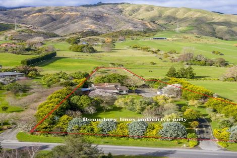 Photo of property in 98 Ringawhati Road, Otaki, 5583