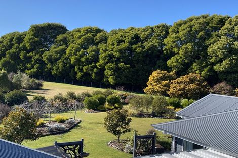 Photo of property in 26 Lacebark Drive, Kinloch, Taupo, 3377