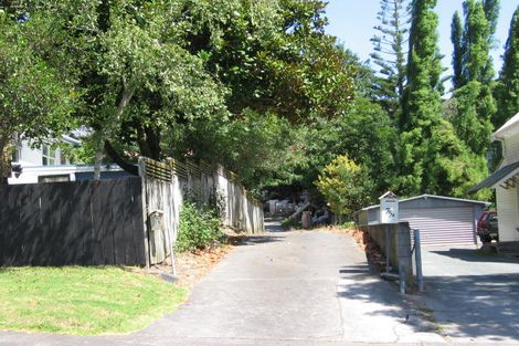 Photo of property in 75 Vandeleur Avenue, Birkdale, Auckland, 0626