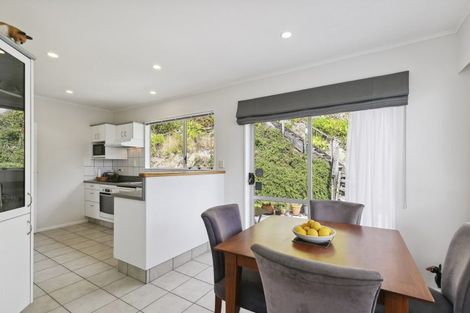 Photo of property in 56 Fyvie Avenue, Tawa, Wellington, 5028