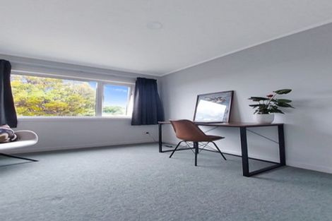 Photo of property in 2/53 Verran Road, Birkenhead, Auckland, 0626