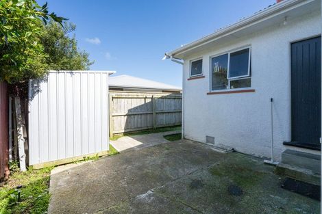 Photo of property in 19 Kings Drive, Levin, 5510