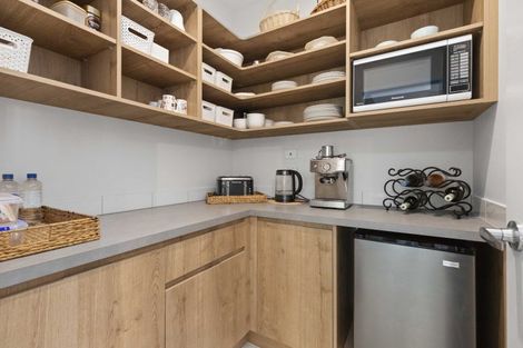 Photo of property in 37 Motukaraka Drive, Beachlands, Auckland, 2018