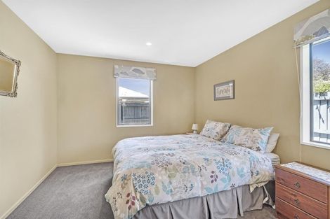 Photo of property in 12 Highwood Lane, Burnside, Christchurch, 8053