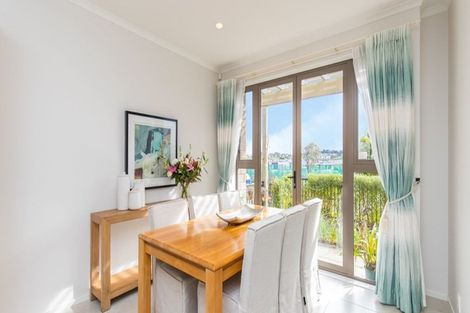 Photo of property in 24 Purchas Hill Drive, Stonefields, Auckland, 1072