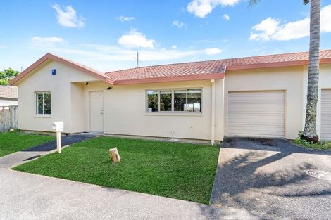 Photo of property in 5/17 Neta Grove, Henderson, Auckland, 0612