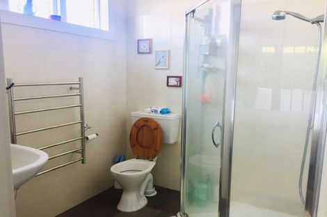 Photo of property in 48d Awaruku Road, Torbay, Auckland, 0630