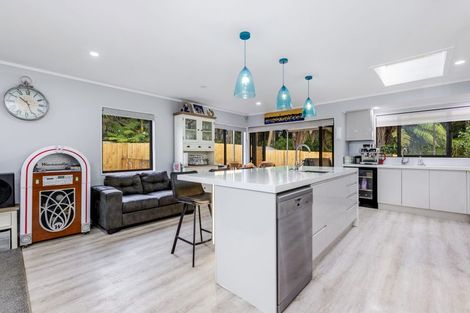 Photo of property in 178 Everglade Drive, Totara Heights, Auckland, 2105
