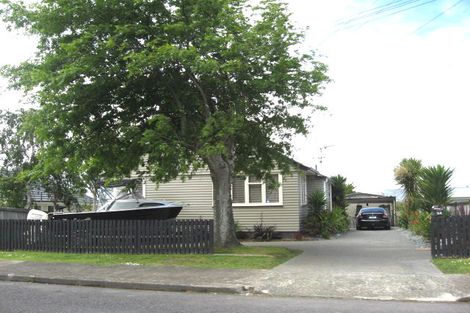 Photo of property in 24 Orchard Rise, Rosehill, Papakura, 2113