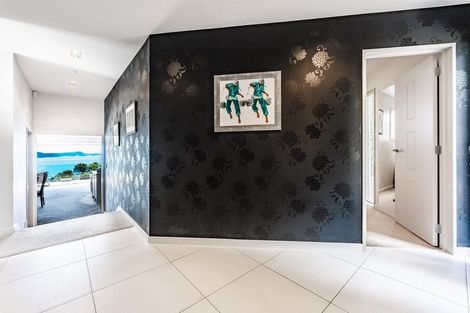 Photo of property in 26a Vipond Road, Stanmore Bay, Whangaparaoa, 0932