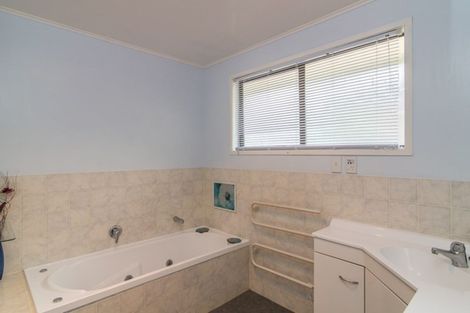 Photo of property in 13 Kaimanawa Street, Paraparaumu, 5032
