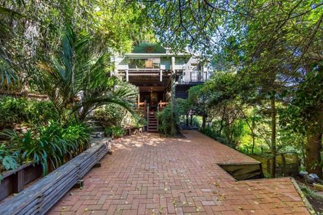 Photo of property in 9 Sherwood Lane, Cashmere, Christchurch, 8022