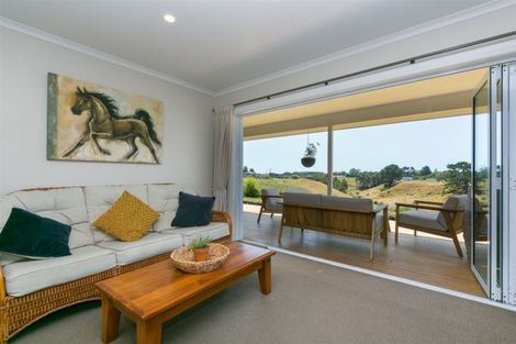 Photo of property in 167 Henwood Road, Paraite, New Plymouth, 4372