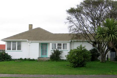 Photo of property in 14 Wakefield Street, Awapuni, Palmerston North, 4412