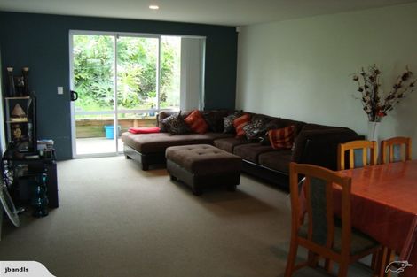 Photo of property in 32 Albionvale Road, Glen Eden, Auckland, 0602