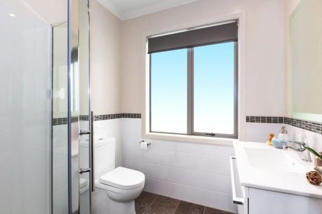 Photo of property in 32 Sumner Terrace, Aotea, Porirua, 5024