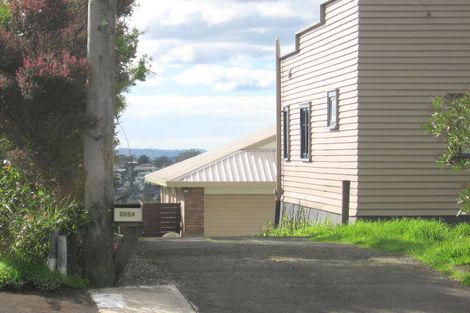 Photo of property in 205a Waimumu Road, Massey, Auckland, 0614