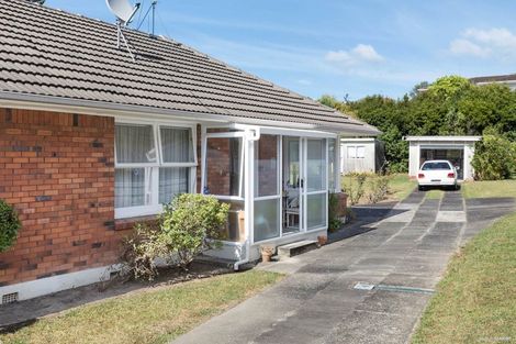 Photo of property in 1/6 Margaret Place, Milford, Auckland, 0620