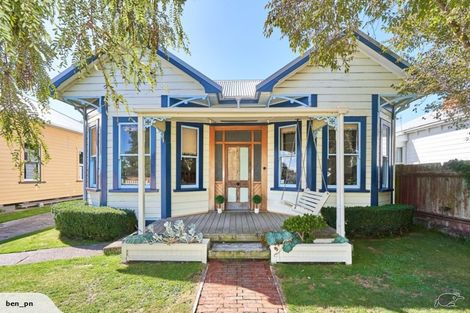 Photo of property in 11 Hereford Street, West End, Palmerston North, 4410