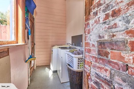 Photo of property in 11 Hereford Street, West End, Palmerston North, 4410