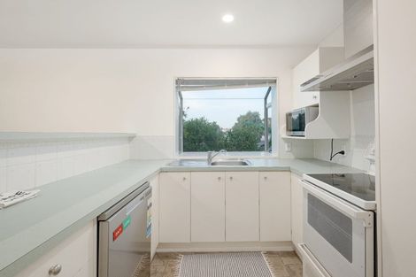 Photo of property in 9 Wattle Road, Sunnyvale, Auckland, 0612