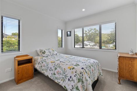 Photo of property in 18 Applemoors Way, Riverhead, 0820