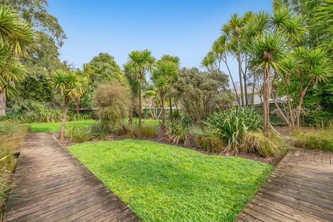 Photo of property in 19 Benita Place, Sunnyvale, Auckland, 0612