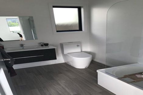 Photo of property in 18b Ranui Terrace, Tawa, Wellington, 5028