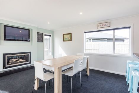 Photo of property in 4 Stratford Court, Fitzherbert, Palmerston North, 4410