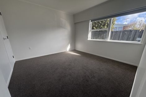 Photo of property in 2/58 Rimu Street, New Lynn, Auckland, 0600