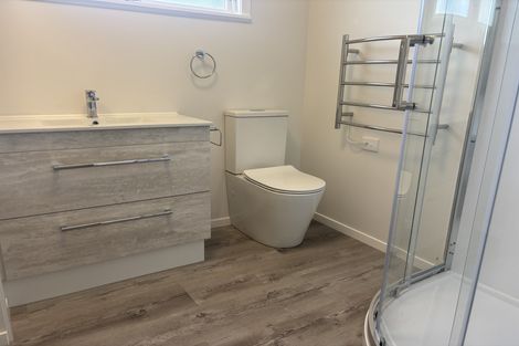 Photo of property in 2/58 Rimu Street, New Lynn, Auckland, 0600