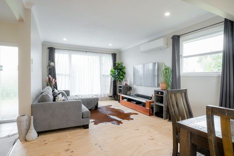 Photo of property in 56 Forest Lake Road, Forest Lake, Hamilton, 3200