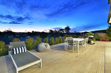 Photo of property in 18 Bankside Road, Silverdale, 0932