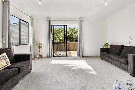 Photo of property in 5 Myrtle Street, Morningside, Auckland, 1022
