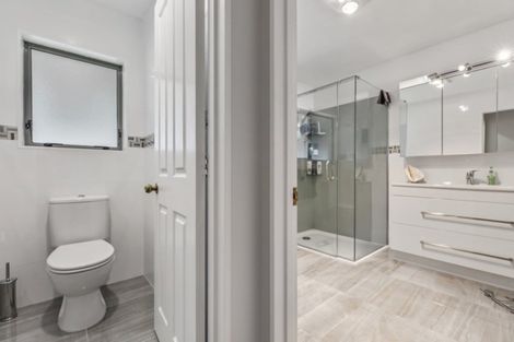 Photo of property in 119a Clevedon Road, Papakura, 2110